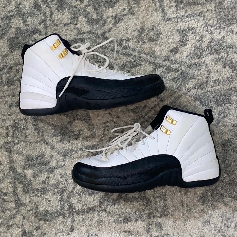 Jordan 12 Taxis